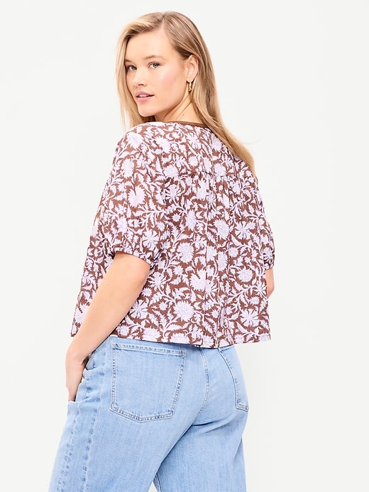 L'image numéro 6 présente Haut perlé à manches courtes