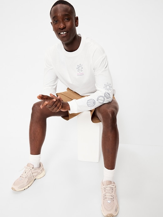 Image number 3 showing, Loose Heavyweight Graphic T-Shirt