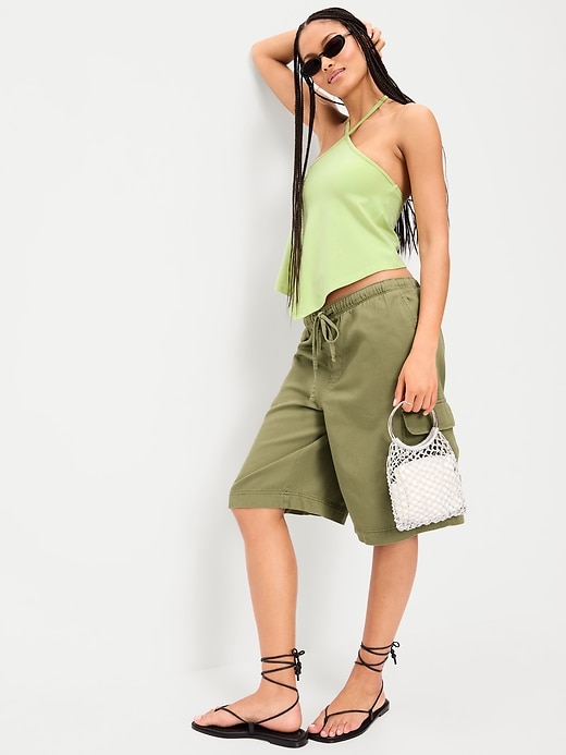 L'image numéro 3 présente Haut bain de soleil à ourlet mouchoir