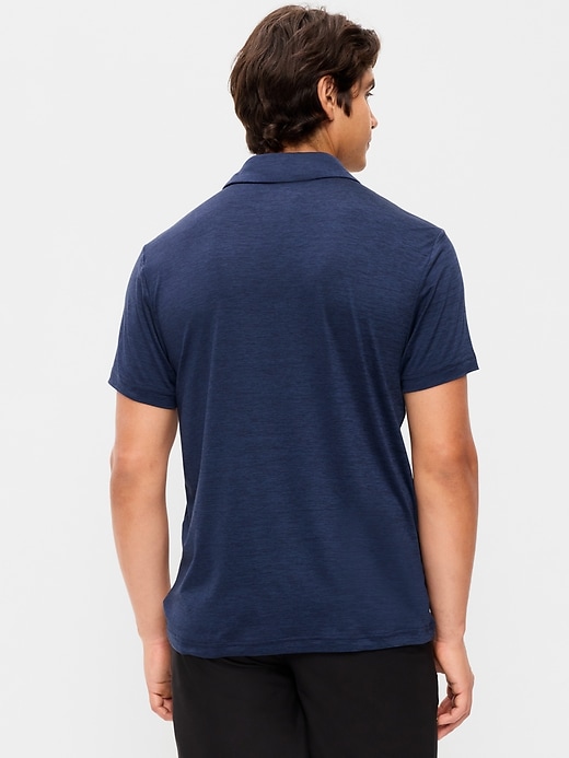 L'image numéro 2 présente Polo NuageSport