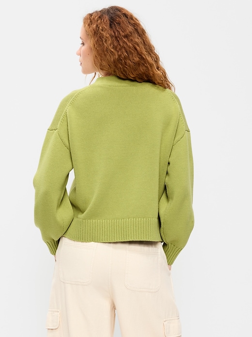 L'image numéro 2 présente Cardigan à encolure en V en tricot de coton littoral