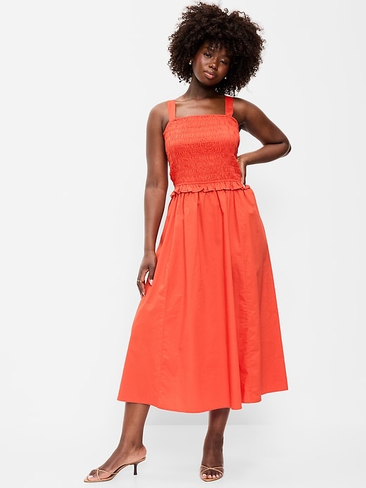 L'image numéro 6 présente Robe mi-longue ajustée et évasée à corsage smocké