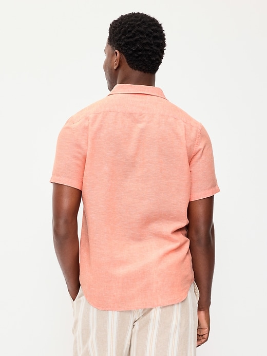 L'image numéro 2 présente Chemise classique passe-partout en mélange de lin