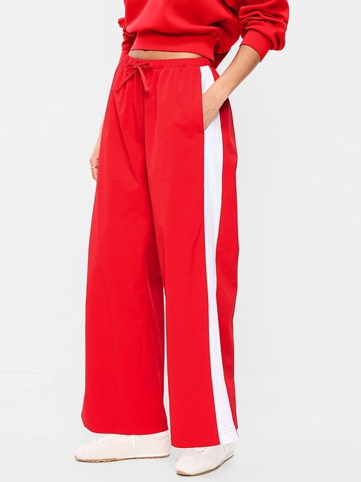 L'image numéro 1 présente Pantalon Tech Trek jambe droite à taille haute