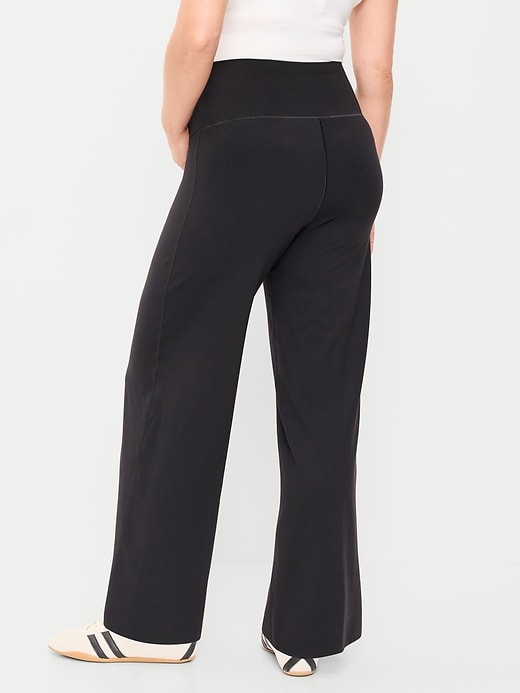 L'image numéro 2 présente Pantalon StudioSmooth à jambe large à panneau couvrant de maternité