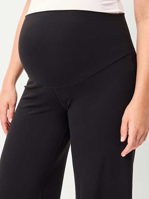 L'image numéro 5 présente Pantalon StudioSmooth à jambe large à panneau couvrant de maternité