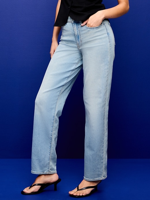 L'image numéro 2 présente Jean Wow ample à taille haute