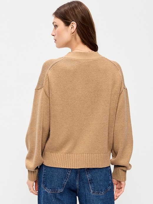 L'image numéro 2 présente Cardigan décontracté en tricot côtelé à encolure en V