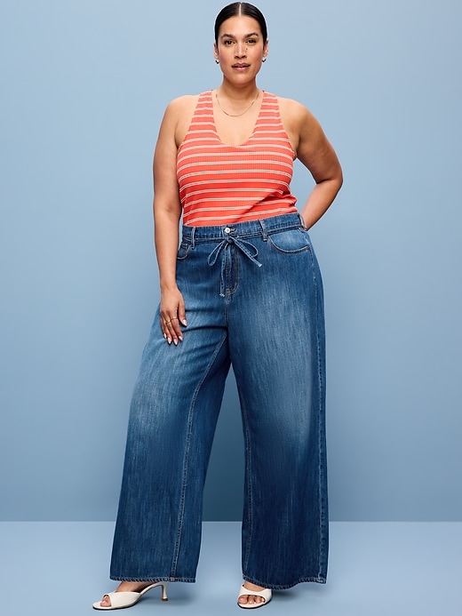 L'image numéro 8 présente Jean fluide à jambe large et taille haute