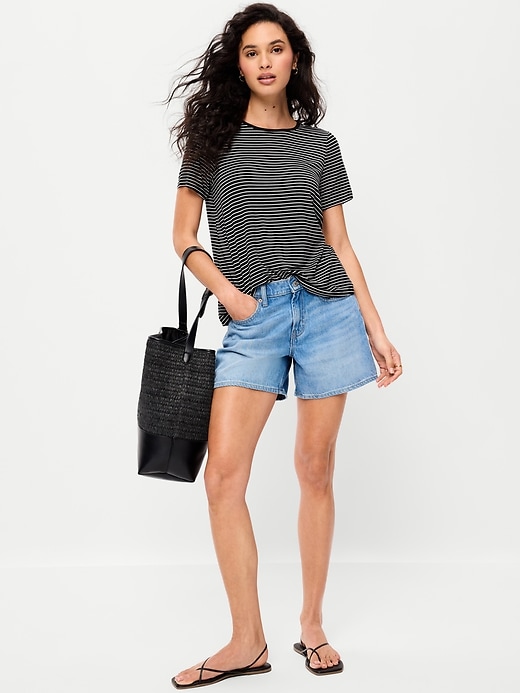 Image number 3 showing, Luxe Crew-Neck T-Shirt