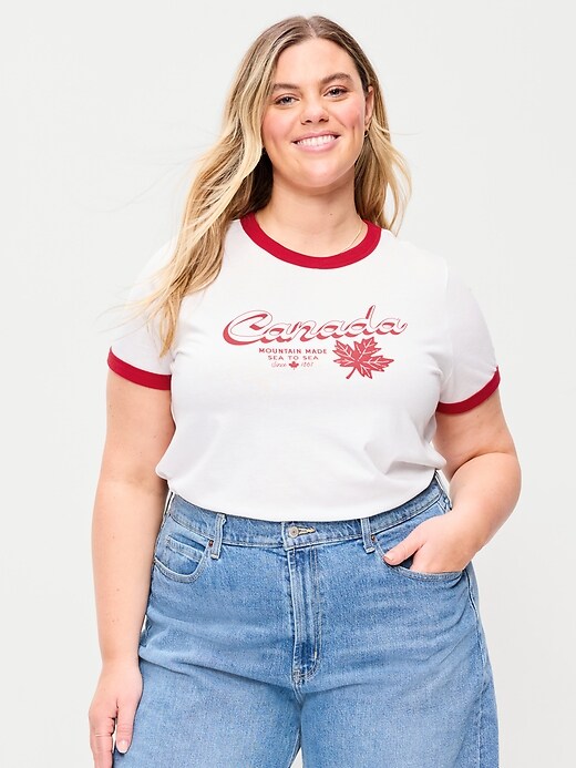 L'image numéro 6 présente T-shirt passe-partout à bords contrastants et à imprimé