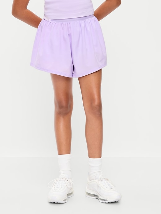 L'image numéro 1 présente Short StretchTech Performance à taille haute pour fille