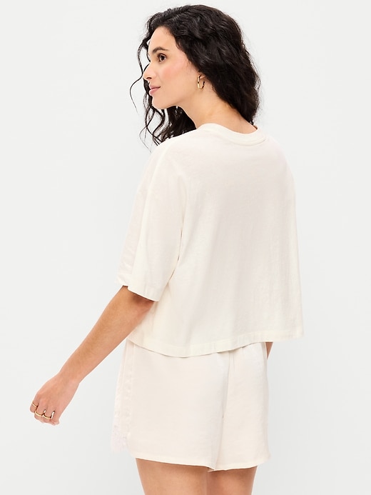 Image number 2 showing, Crew-Neck Oversized Crop Graphic T-Shirt
