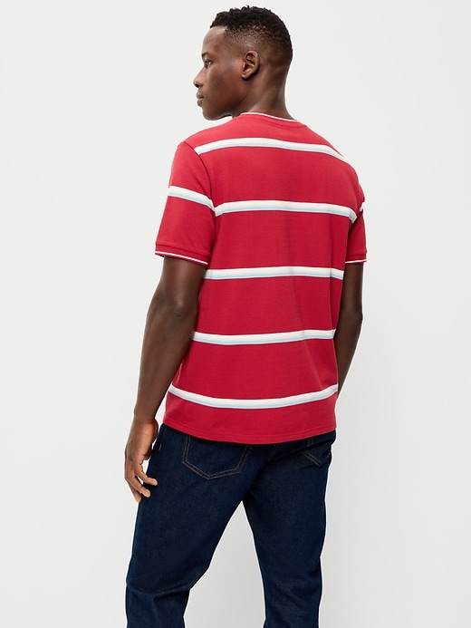 L'image numéro 2 présente T-shirt ras du cou en piqué