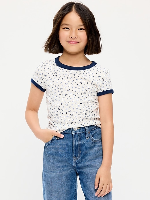 L'image numéro 1 présente T-shirt ajusté côtelé à bords contrastants à manches courtes pour fille