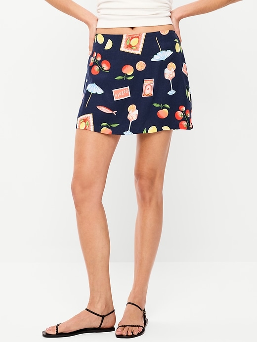 L'image numéro 2 présente Jupe-short courte en mélange de lin