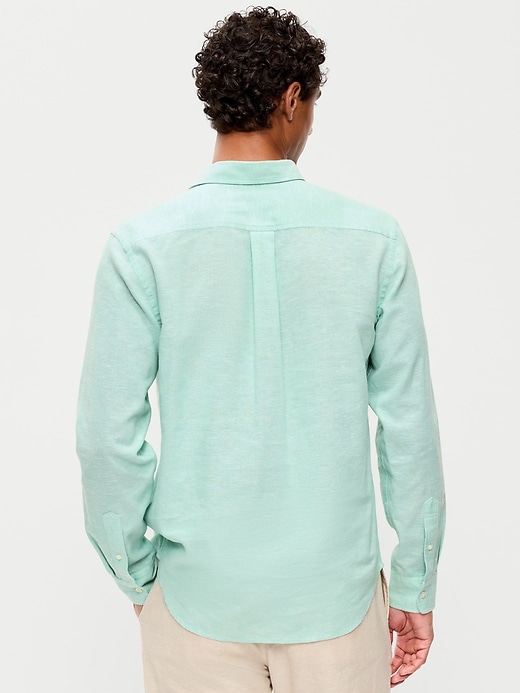 L'image numéro 2 présente Chemise coupe classique en mélange de lin