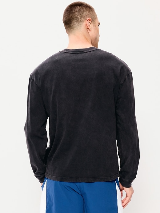 Image number 2 showing, Loose Heavyweight Graphic T-Shirt