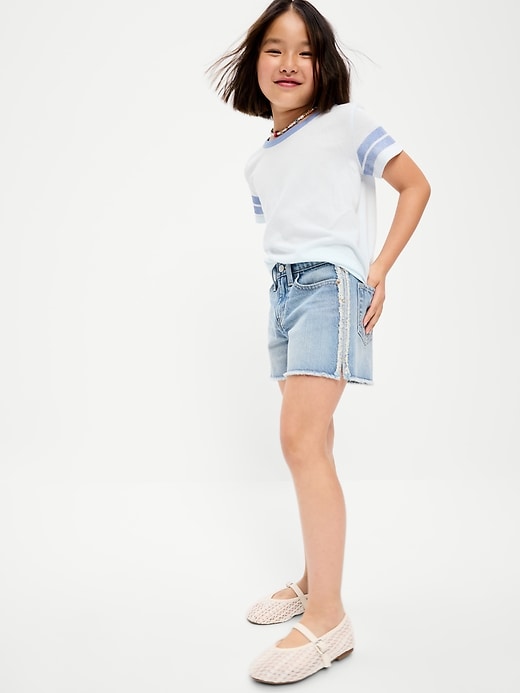 L'image numéro 3 présente Short en denim à taille très haute à ourlet effiloché pour fille