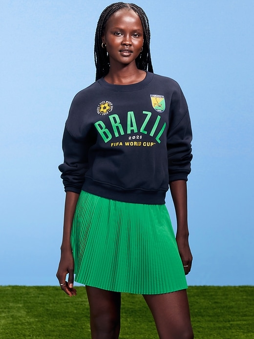 L'image numéro 1 présente Chandail en coton ouaté surdimensionné à imprimé Coupe du Monde de la FIFA 26™, Brésil pour femme