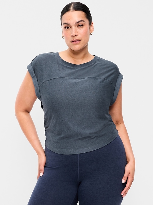 Image number 7 showing, CloudMotion Muscle Tank Top