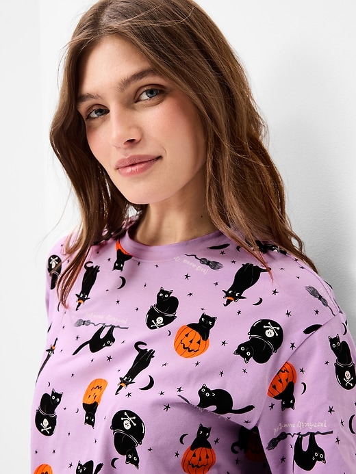Image number 3 showing, Halloween Pajama T-Shirt and Shorts Set