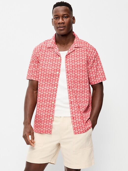 L'image numéro 1 présente Chemise de vacances à manches courtes