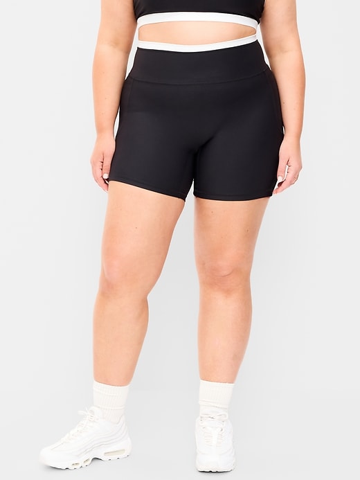 Image number 4 showing, Extra-High Waisted PowerSoft Boundless Pocket Biker Shorts-- 6-inch inseam - No Front Seam