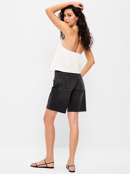 L'image numéro 3 présente Short coupe généreuse en denim à taille mi-basse, entrejambe de 23 cm