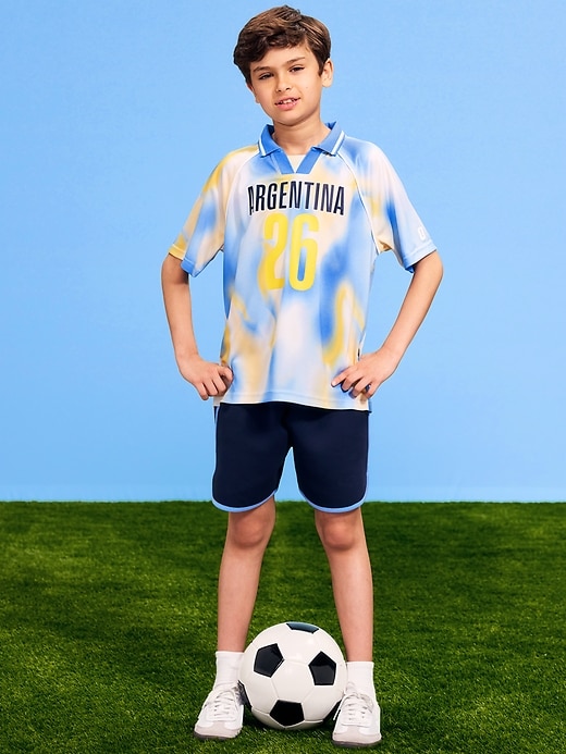 L'image numéro 1 présente T-shirt en jersey à col Coupe du Monde de la FIFA 26™, Argentine pour enfant