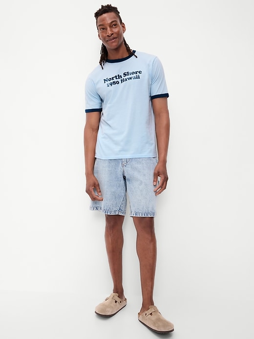 L'image numéro 3 présente T-shirt à bords contrastants et à imprimé
