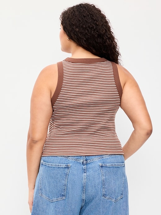 L'image numéro 8 présente Camisole moulante à bords contrastants