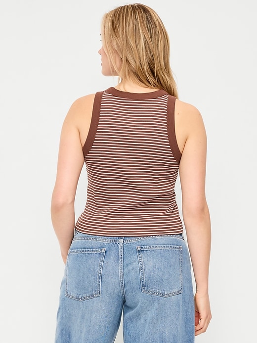 L'image numéro 6 présente Camisole moulante à bords contrastants