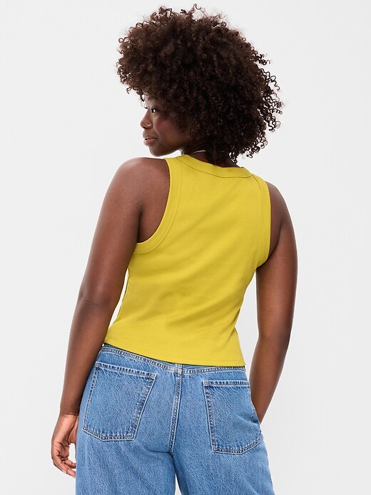 L'image numéro 5 présente Camisole courte moulante