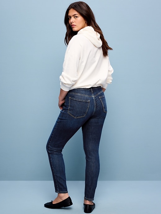 L'image numéro 9 présente Jean Rockstar super ajusté à taille haute