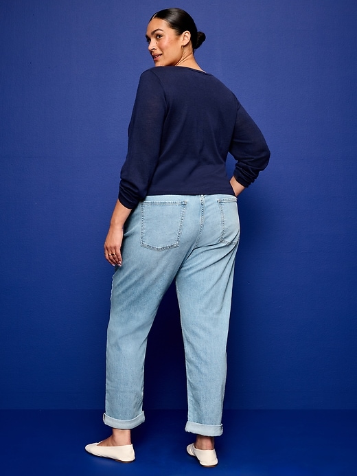 Image number 9 showing, Mid-Rise Wow Boyfriend Straight Jeans