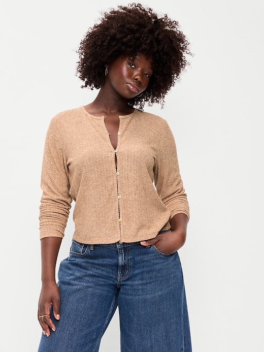 L'image numéro 3 présente Haut en tricot pointelle à manches longues boutonné sur le devant