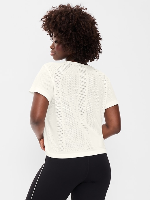 L'image numéro 6 présente T-shirt ample Fluidité sans coutures