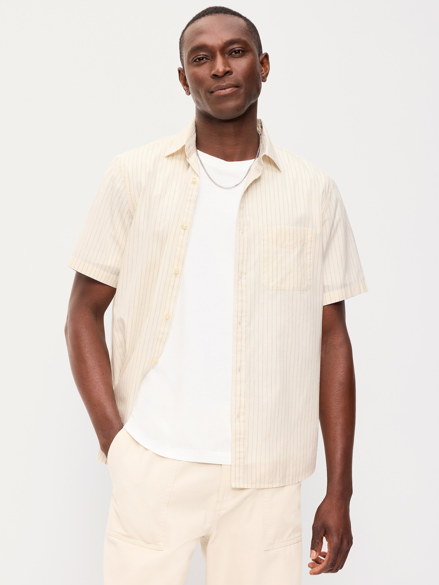 L'image numéro 1 présente Chemise passe-partout de coupe classique
