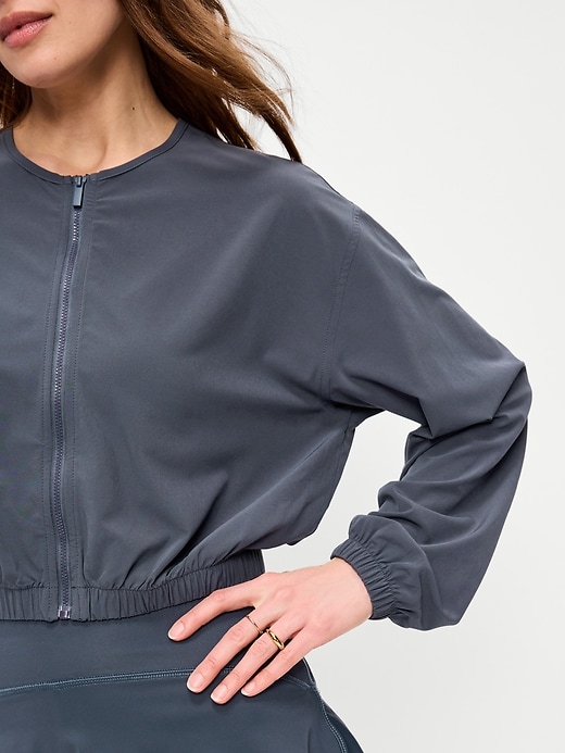 Image number 4 showing, Zip-Front Cropped Tennis Jacket