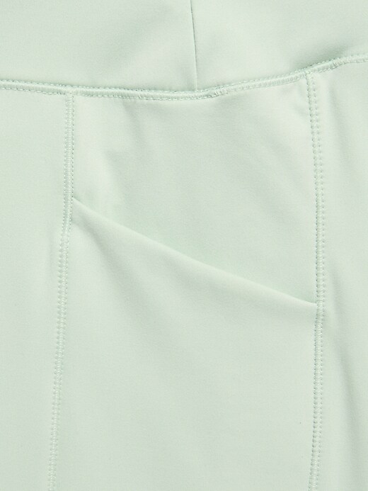 L'image numéro 5 présente Legging StudioSmooth à taille haute longueur 7/8 pour fille