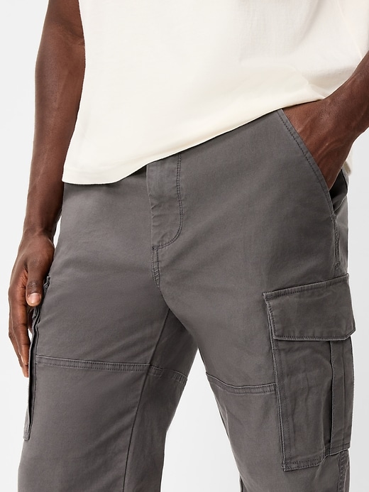 L'image numéro 4 présente Pantalon cargo rodé ample années 1990