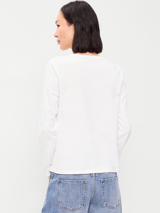 L'image numéro 2 présente T-shirt passe-partout à manches longues