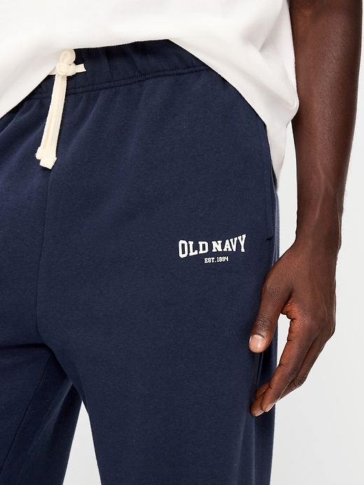 L'image numéro 4 présente Pantalon en coton ouaté coupe généreuse Première nécessité