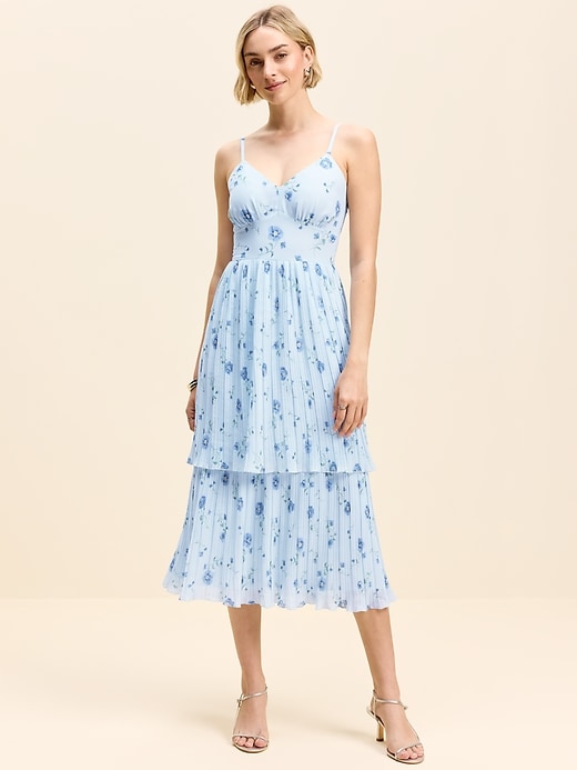L'image numéro 1 présente Robe mi-longue ajustée et évasée à plis Moments signés Old Navy