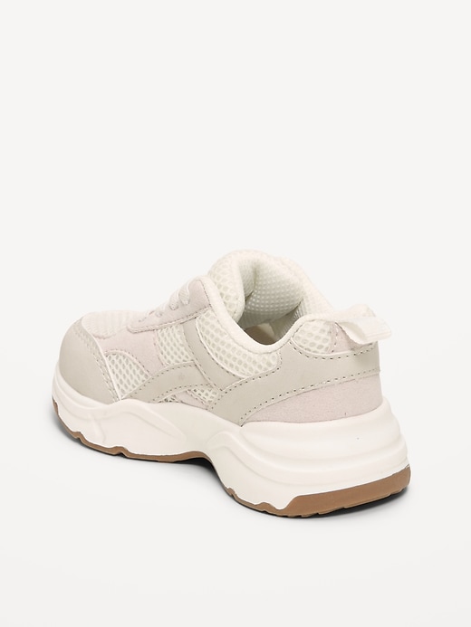 L'image numéro 3 présente Chaussures de sport en maille pour garçon