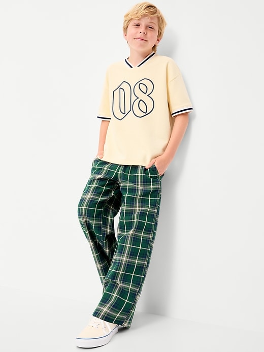 L'image numéro 3 présente Pantalon à taille extensible en flanelle à carreaux pour garçon