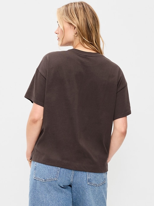 L'image numéro 6 présente T-shirt ras du cou rétro pour femme