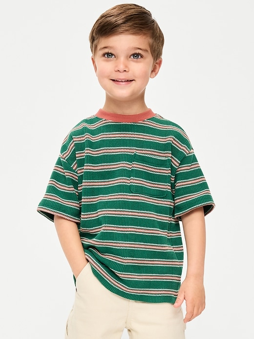 L'image numéro 1 présente T-shirt surdimensionné en tricot gaufré à manches courtes pour tout-petit