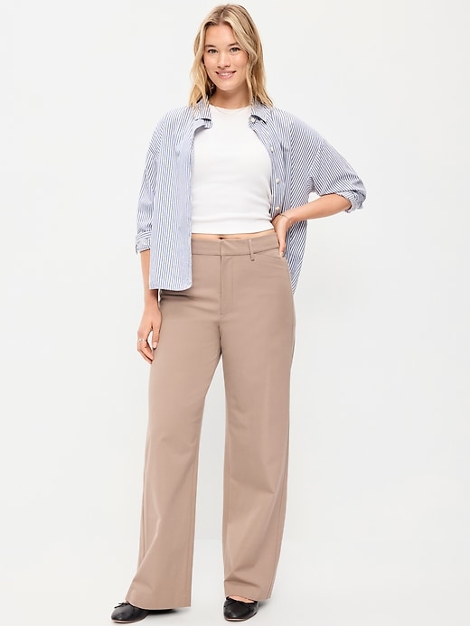 L'image numéro 6 présente Pantalon Pixie à jambe ultra-large à taille haute